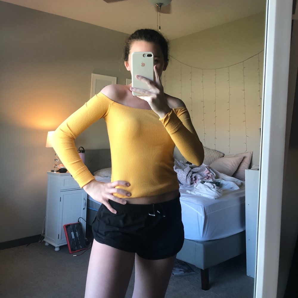yellow hollister off-shoulder top